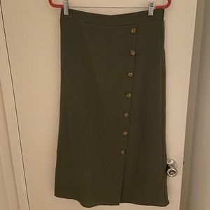 S/M Roolee Long green skirt with buttons
